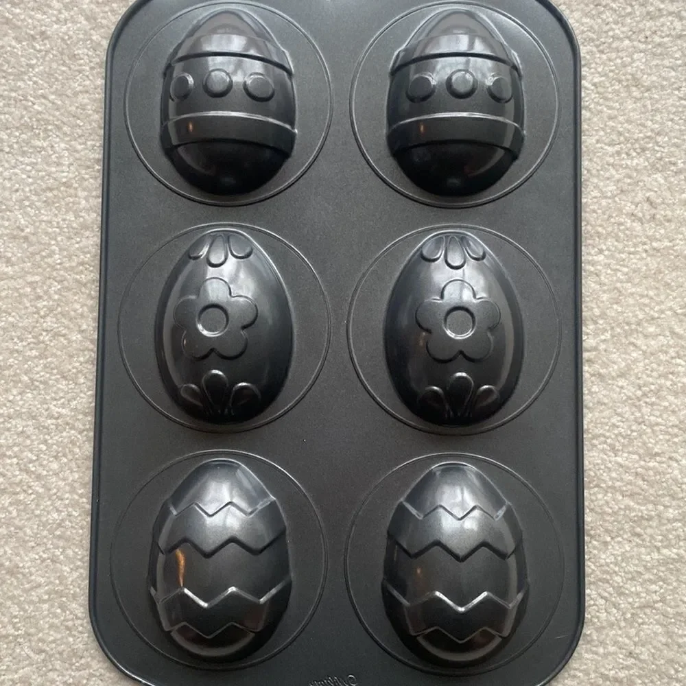 Wilton 6 Cavity Egg Mini Cake Pan!